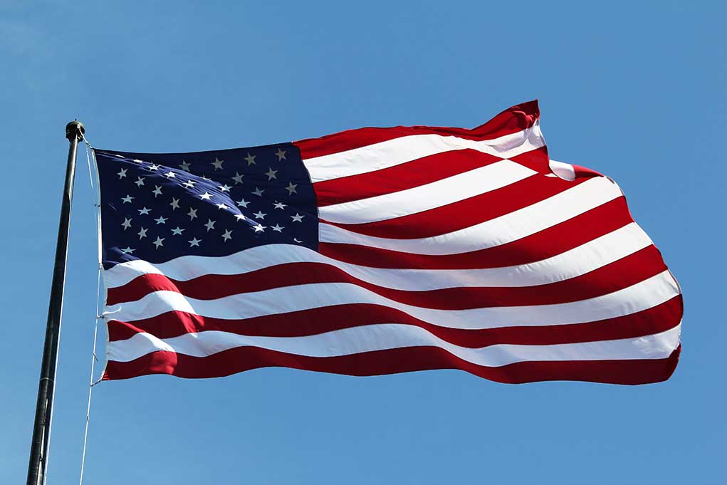 us-flag-still-seen-as-patriotic-poll-finds-integrity-mag