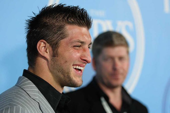 Tim Tebow Career Comeback Ends Years After Blackballed For Religious Beliefs