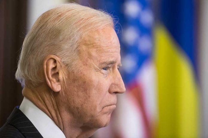 Biden Refuses to Take Sides on Insider Stock Trading