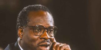 White House Doesn't Mention Clarence Thomas' Illness Until Being Asked
